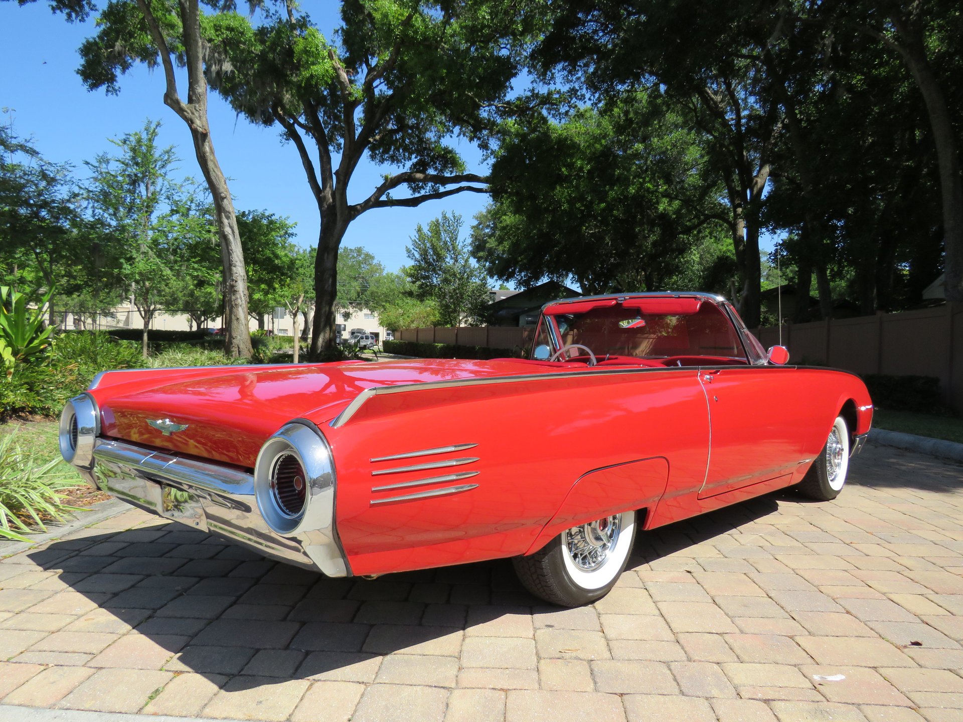 1961 FORD THUNDERBIRD - Image 8